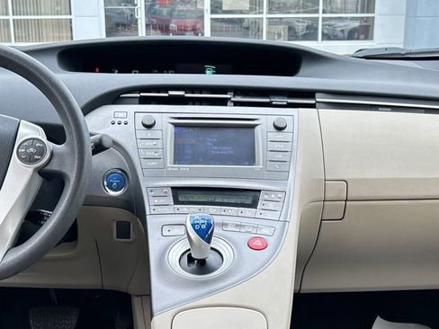 Used 2015 Toyota Prius Three FWD image 24