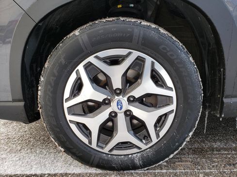 Used 2020 Subaru Forester Premium image 27