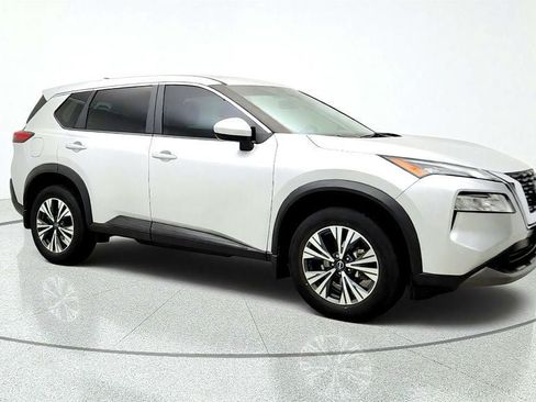 Used 2023 Nissan Rogue SV AWD/4WD image 3