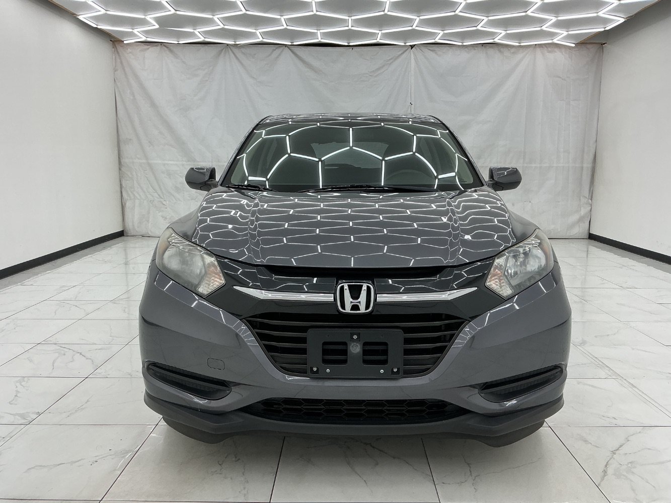 Used 2018 Honda HR-V LX image 5