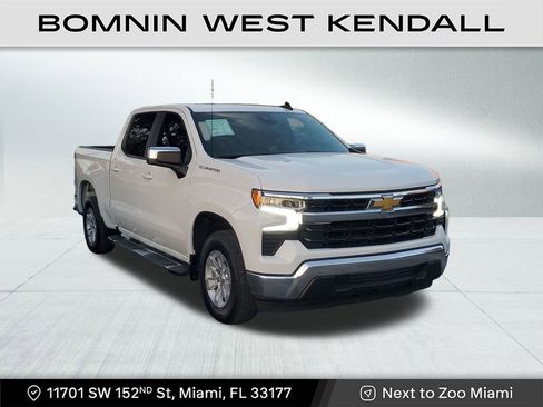 Used 2024 Chevrolet Silverado 1500 LT image 1