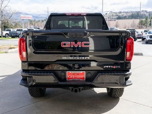 Used 2024 GMC Sierra 1500 AT4X image 6