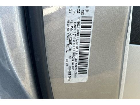 Used 2018 Chrysler Pacifica Limited w/ Advanced Safetytec Group image 36