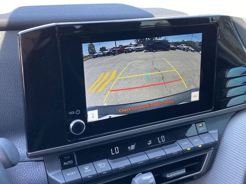 Certified 2025 Toyota Camry SE image 10