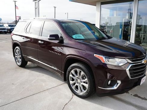 Used 2018 Chevrolet Traverse Premier w/ Driver Confidence II Package image 35