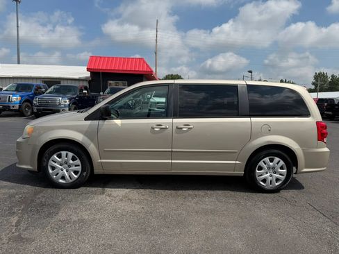 Used 2013 Dodge Grand Caravan SE FWD image 8