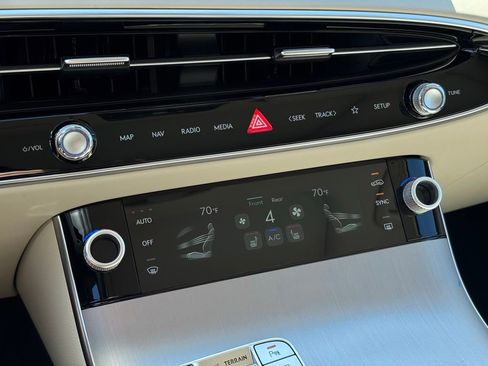 New 2026 Genesis GV70 2.5T Select AWD/4WD image 34