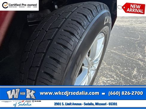 Used 2020 Dodge Grand Caravan SE FWD image 4