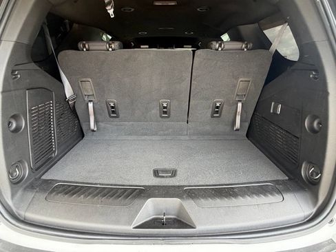 Used 2023 Chevrolet Tahoe LS RWD image 37