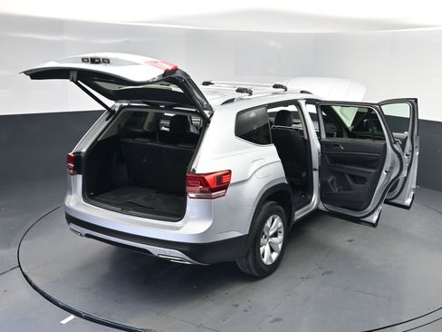 Used 2018 Volkswagen Atlas SE image 25