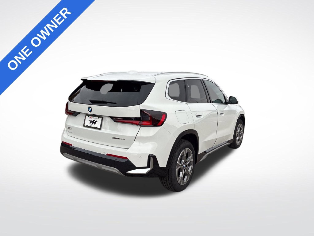 Used 2026 BMW X1 xDrive28i w/ Technology Package AWD/4WD image 3
