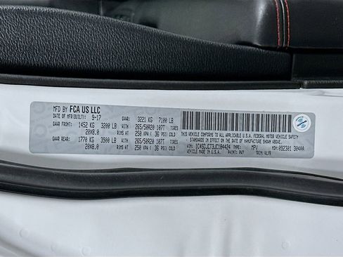 Used 2018 Dodge Durango R/T w/ Technology Group AWD/4WD image 40