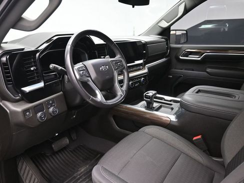 Used 2022 Chevrolet Silverado 1500 RST w/ Convenience Package II image 19