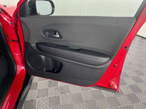 Used 2022 Honda HR-V Sport image 29