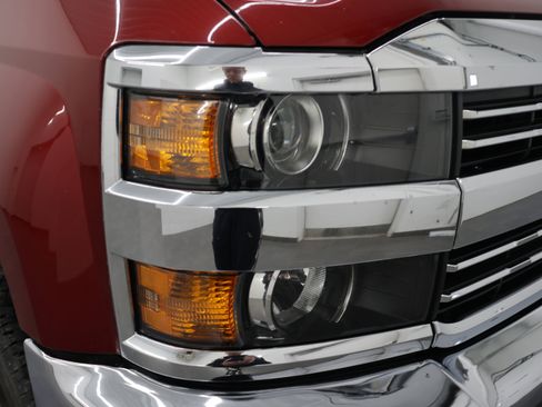 Used 2018 Chevrolet Silverado 2500 LTZ w/ Duramax Plus Package image 21