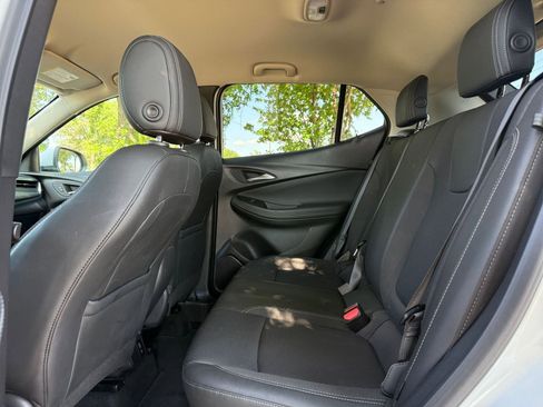 Used 2025 Buick Encore GX Preferred FWD image 27