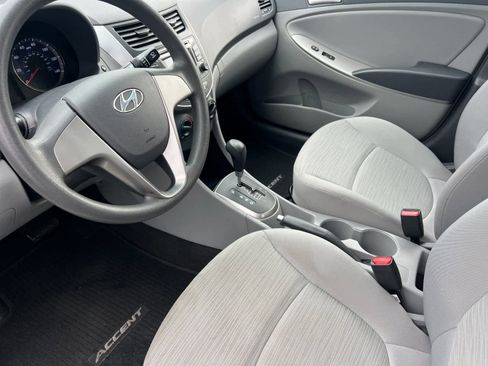 Used 2015 Hyundai Accent GLS image 12