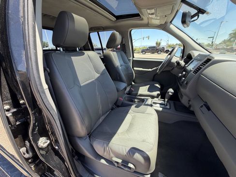 Used 2019 Nissan Frontier SL AWD/4WD image 22