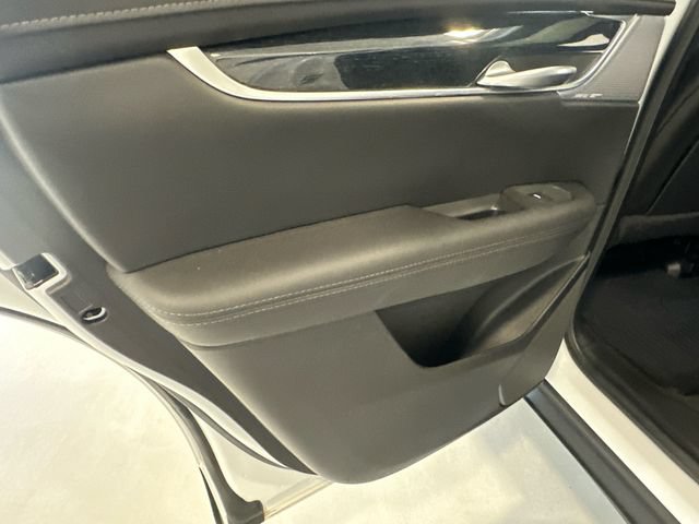 Certified 2025 Cadillac XT5 Premium Luxury AWD/4WD image 25