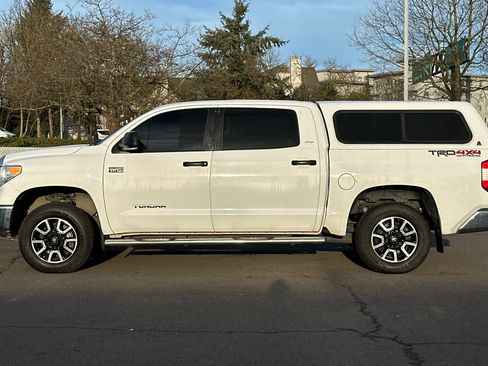 Used 2016 Toyota Tundra SR5 w/ TRD Off Road Package image 5