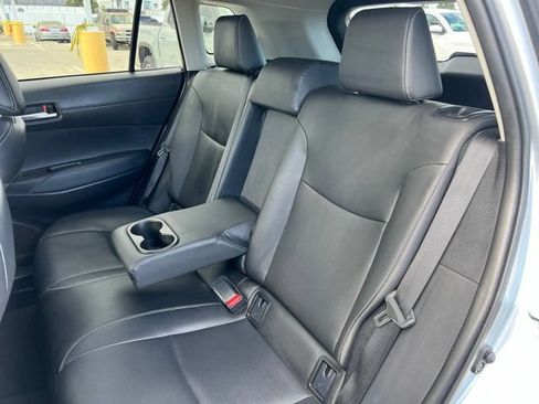 Used 2025 Toyota Corolla Cross XLE FWD image 16