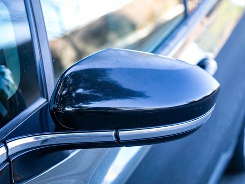 Used 2019 Chevrolet Bolt LT image 19