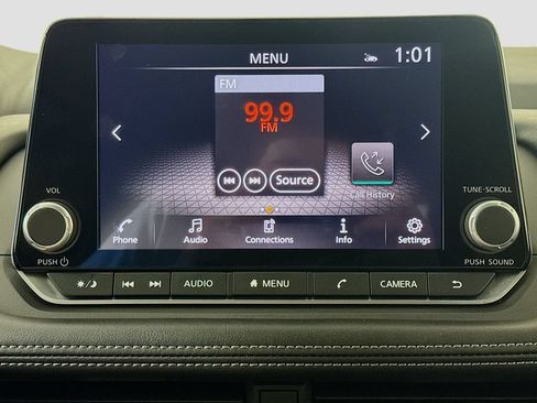 Used 2024 Nissan Rogue SV AWD/4WD image 12