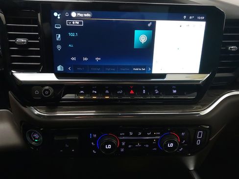 Used 2024 Chevrolet Silverado 1500 LTZ w/ Z71 Off-Road Package image 20