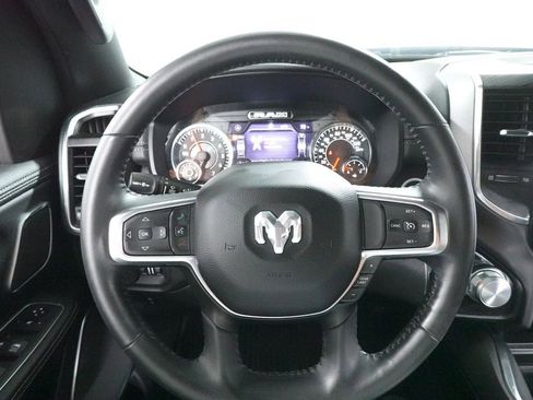 Used 2023 RAM 1500 Laramie AWD/4WD image 12
