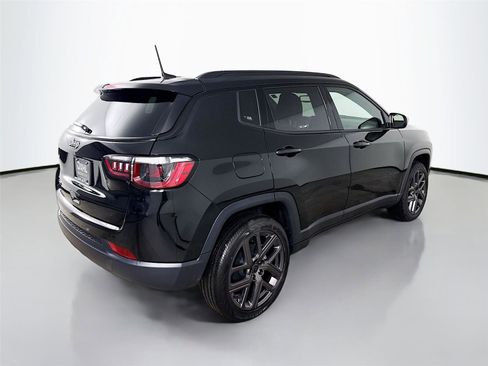 New 2026 Jeep Compass Latitude image 7