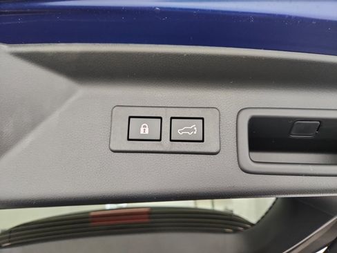 New 2026 Subaru Forester Touring AWD/4WD image 36