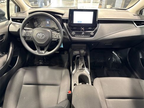 Used 2023 Toyota Corolla LE image 10