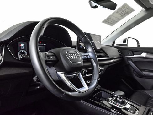 Used 2021 Audi Q5 2.0T Premium Plus w/ Premium Plus Package AWD/4WD image 10