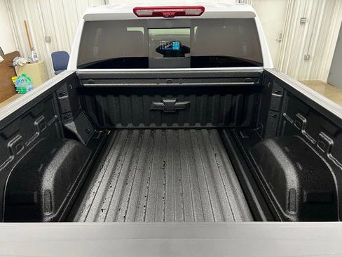 New 2026 Chevrolet Silverado 1500 High Country w/ Technology Package AWD/4WD image 5