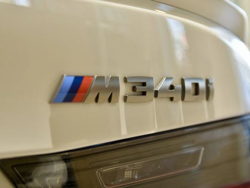 Used 2021 BMW M340i xDrive w/ Premium Package image 10