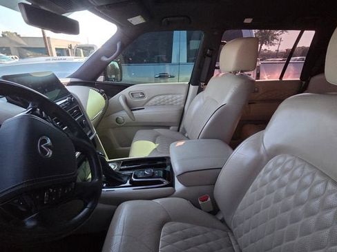 Used 2022 INFINITI QX80 Sensory w/ All-Season Package RWD image 7