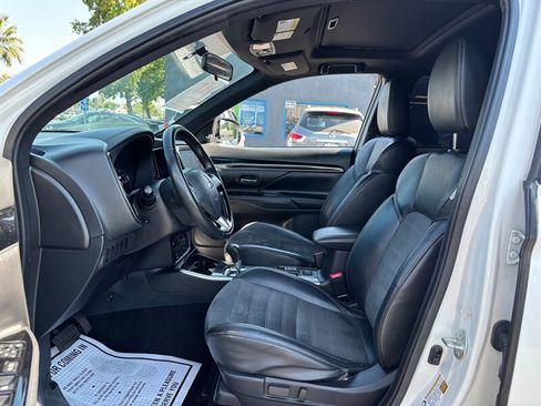 Used 2019 Mitsubishi Outlander LE FWD image 10