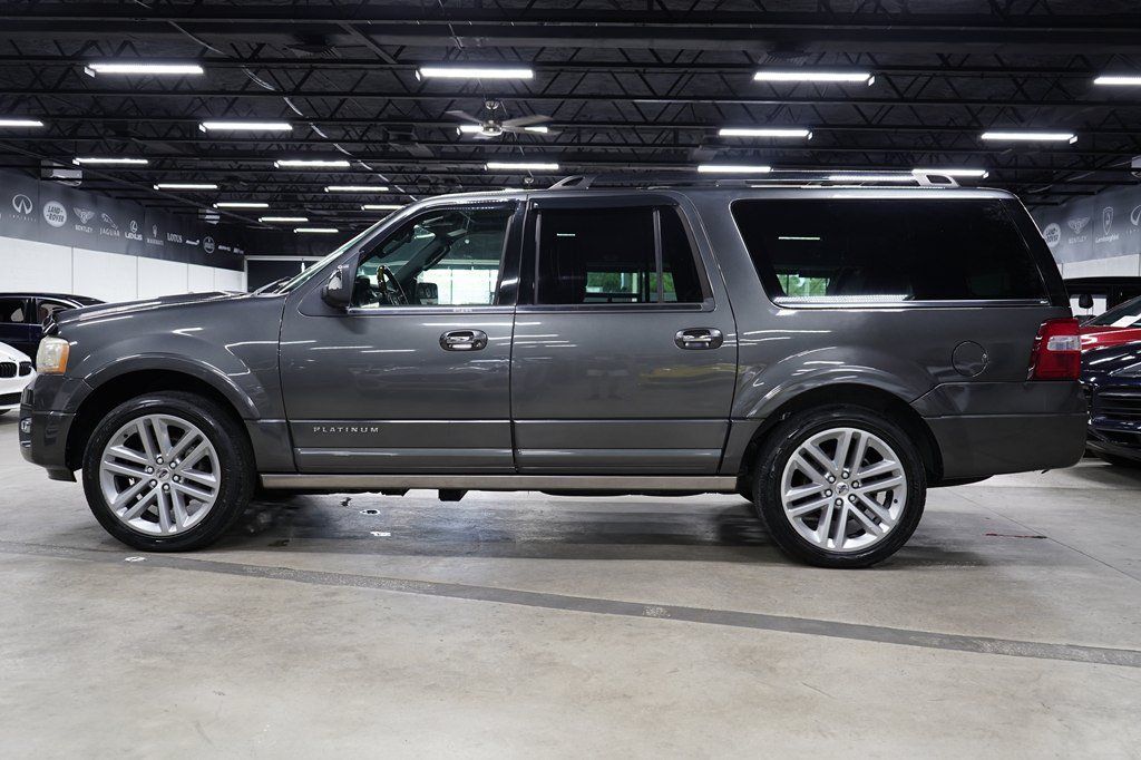 Used 2017 Ford Expedition EL Platinum RWD image 2