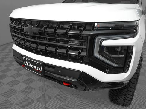 Used 2026 Chevrolet Tahoe Z71 w/ Comfort Package image 33