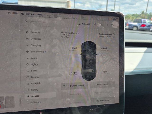 Used 2023 Tesla Model Y Performance AWD/4WD image 13