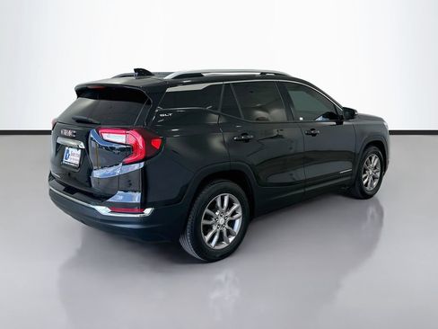 Used 2023 GMC Terrain SLT FWD image 8