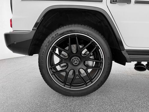 Used 2025 Mercedes-Benz G 63 AMG 4MATIC image 36