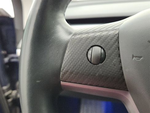 Used 2018 Tesla Model 3 Long Range image 24