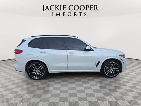 Used 2019 BMW X5 xDrive40i w/ M Sport Package AWD/4WD image 4