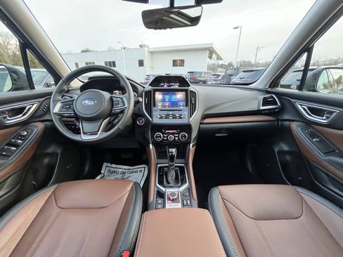 Used 2023 Subaru Forester Touring image 17