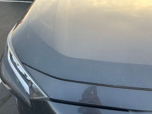 Used 2019 Toyota RAV4 XLE Premium image 11