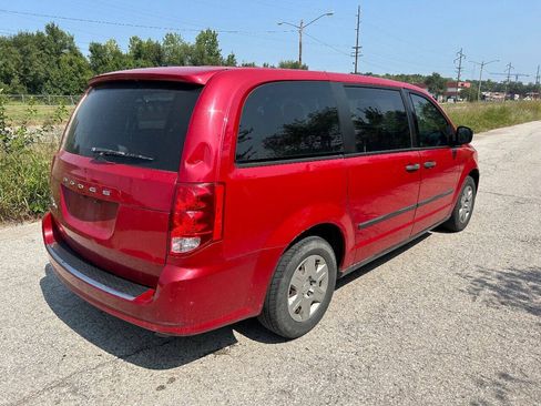 Used 2013 Dodge Grand Caravan American Value Package w/ UConnect Hands-Free Group FWD image 7