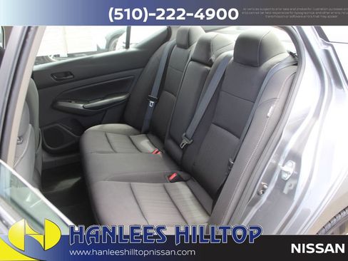 Used 2025 Nissan Altima 2.5 SV FWD image 14