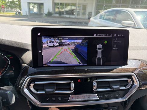 Used 2022 BMW X3 xDrive30i w/ Premium Package 2 AWD/4WD image 8