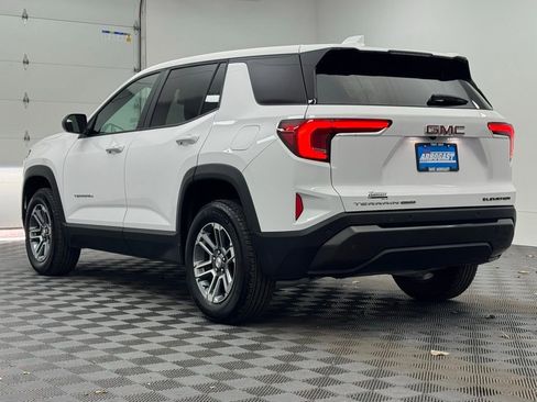 Used 2025 GMC Terrain Elevation image 10